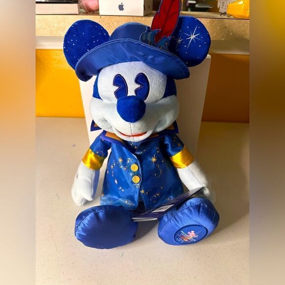 Disney Parks 50th Mickey The Main Attraction 6 of 12 Peter Pan Plush - Picture 1 of 7